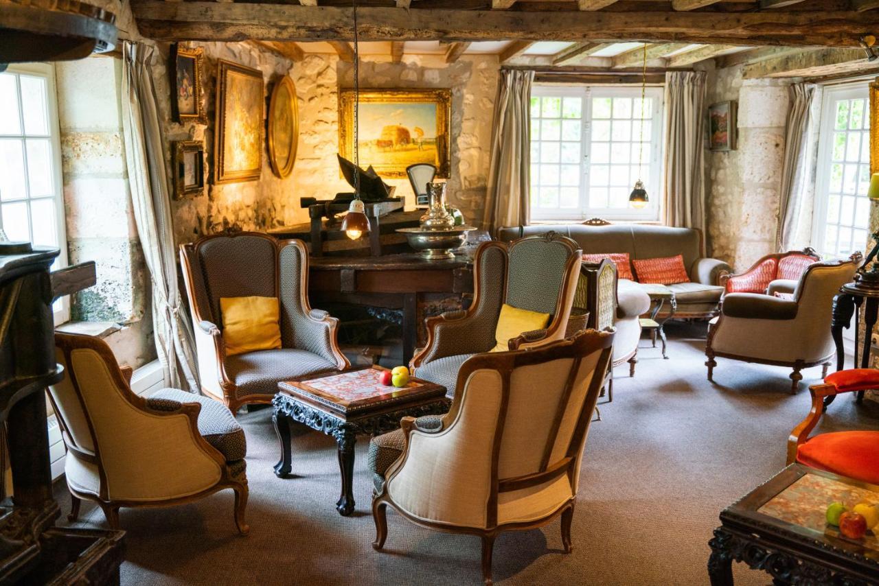 ホテル Le Moulin Du Roc ブラントーム エクステリア 写真