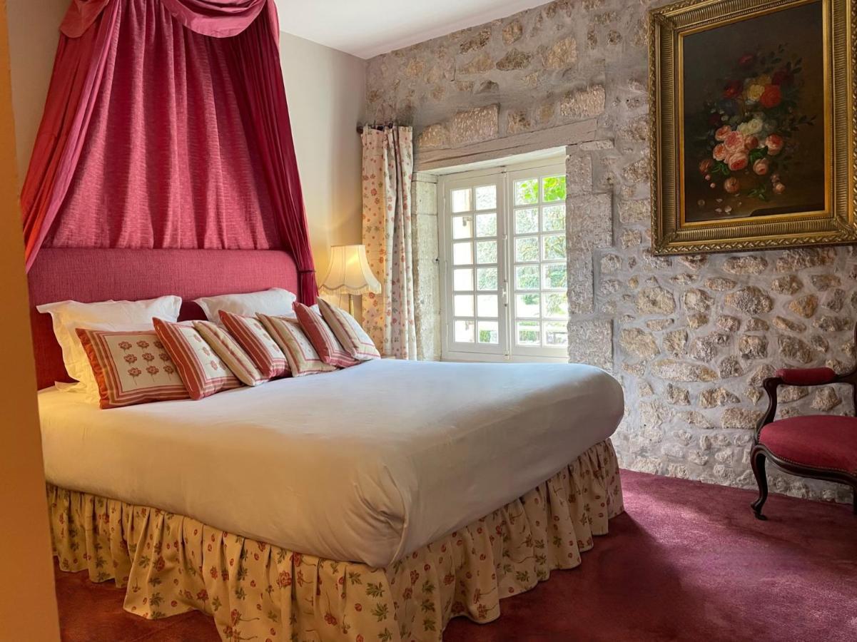 ホテル Le Moulin Du Roc ブラントーム エクステリア 写真
