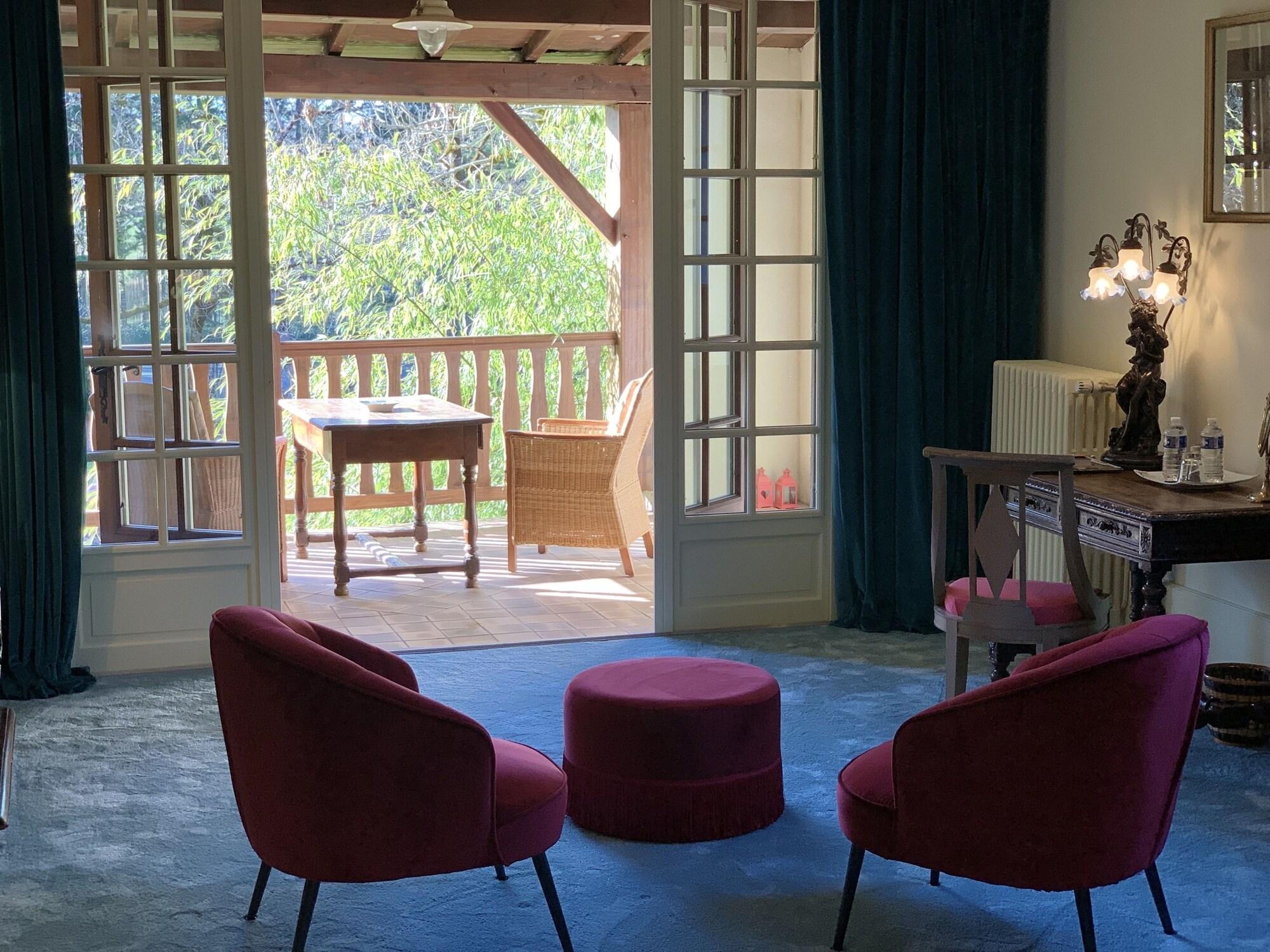 ホテル Le Moulin Du Roc ブラントーム エクステリア 写真