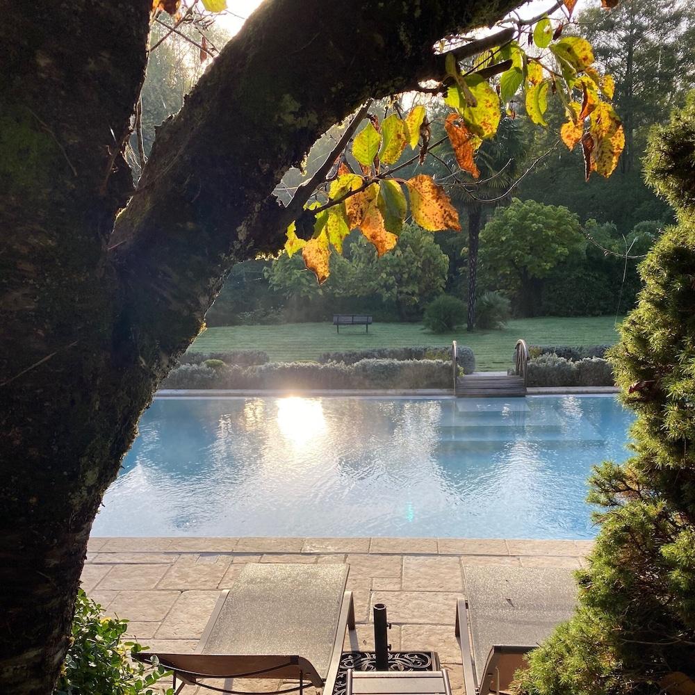 ホテル Le Moulin Du Roc ブラントーム エクステリア 写真