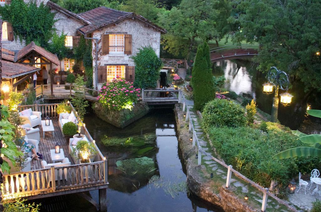 ホテル Le Moulin Du Roc ブラントーム エクステリア 写真