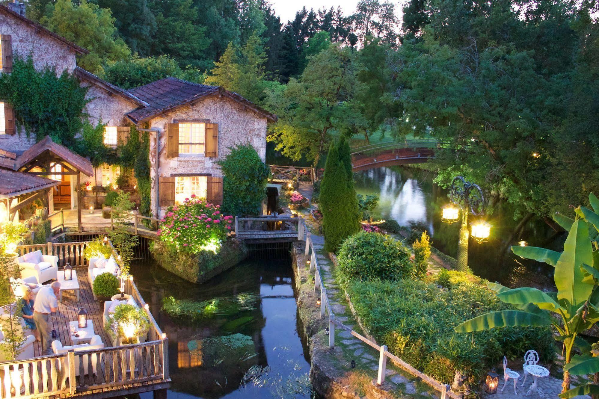 ホテル Le Moulin Du Roc ブラントーム エクステリア 写真